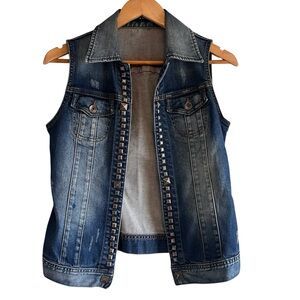Sisley studded distressed & faded open denim jean vest excellent condition